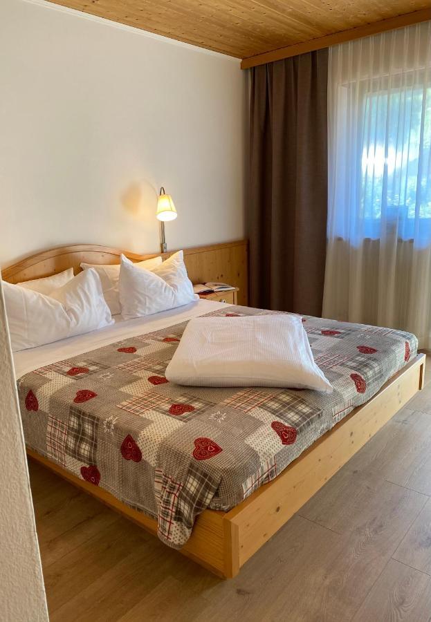 Hotel Garni LIVING San Candido Esterno foto
