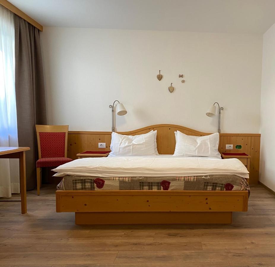 Hotel Garni LIVING San Candido Esterno foto