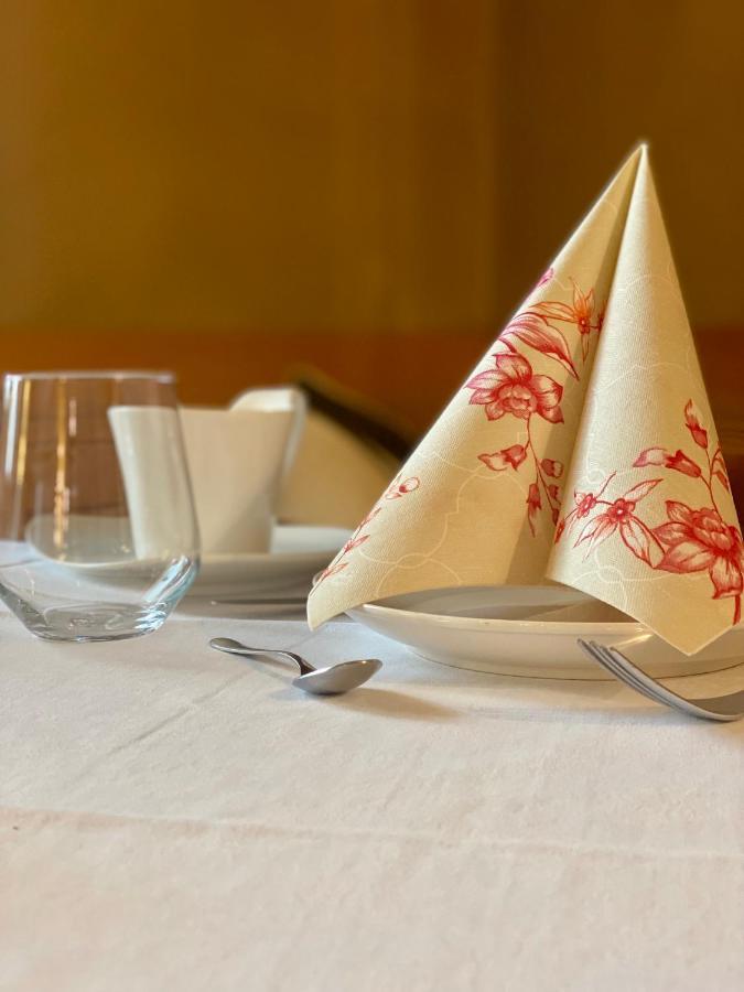 Hotel Garni LIVING San Candido Esterno foto