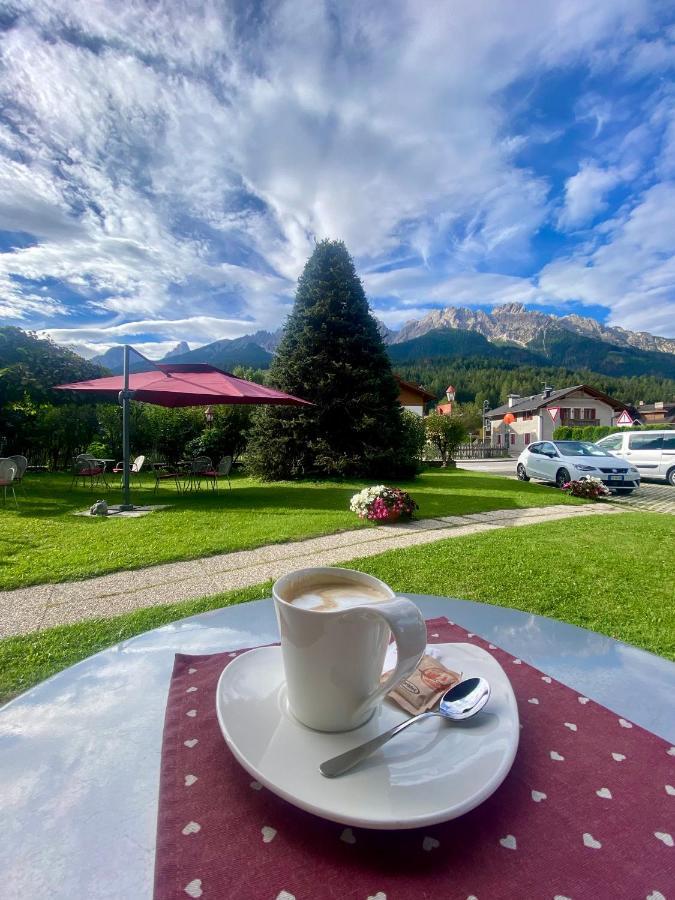 Hotel Garni LIVING San Candido Esterno foto