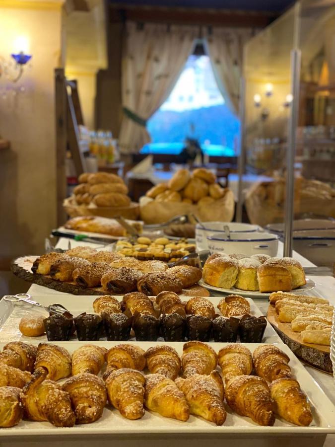Hotel Garni LIVING San Candido Esterno foto