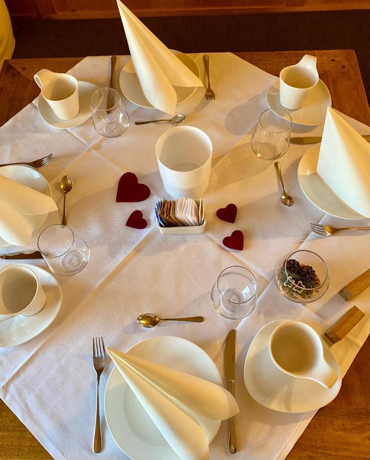 Hotel Garni LIVING San Candido Esterno foto