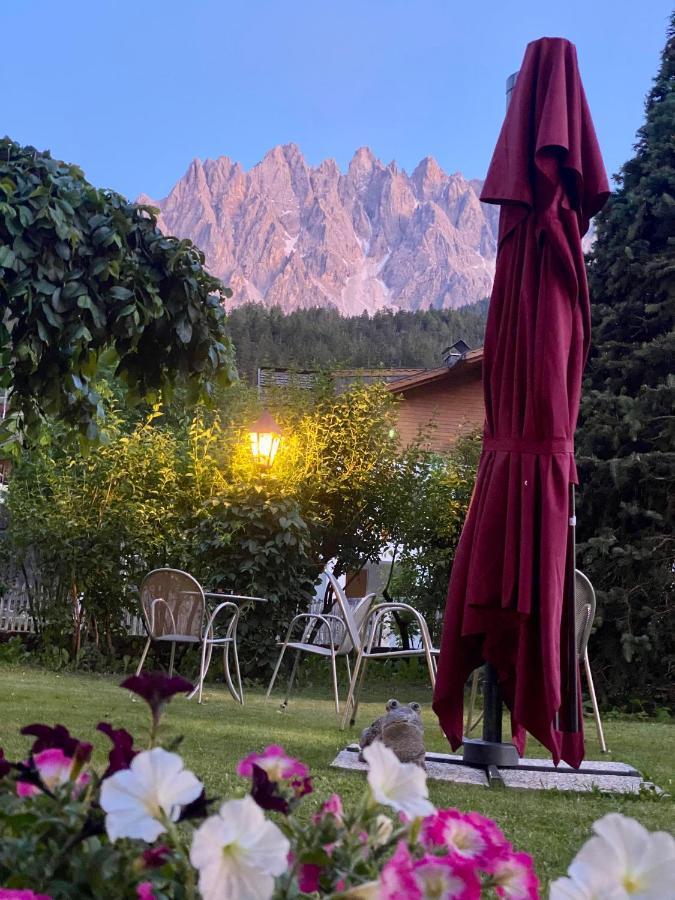 Hotel Garni LIVING San Candido Esterno foto